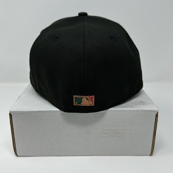 Topperz EU Seattle Mariners “Sonics” Crossover Fitted Hat Size 7 3/8 - Picture 4 of 6